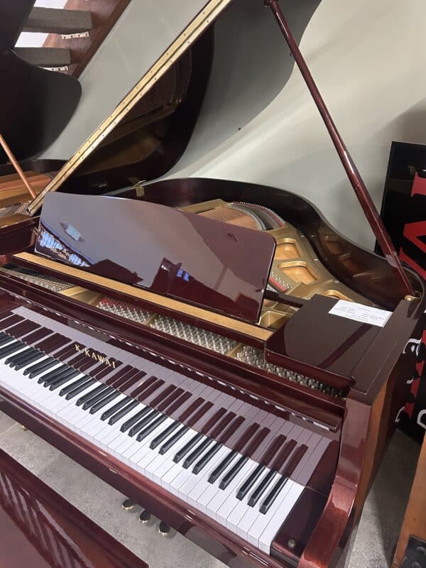 Kawai 5' Baby Grand GM12 Mahogany - Made in Japan